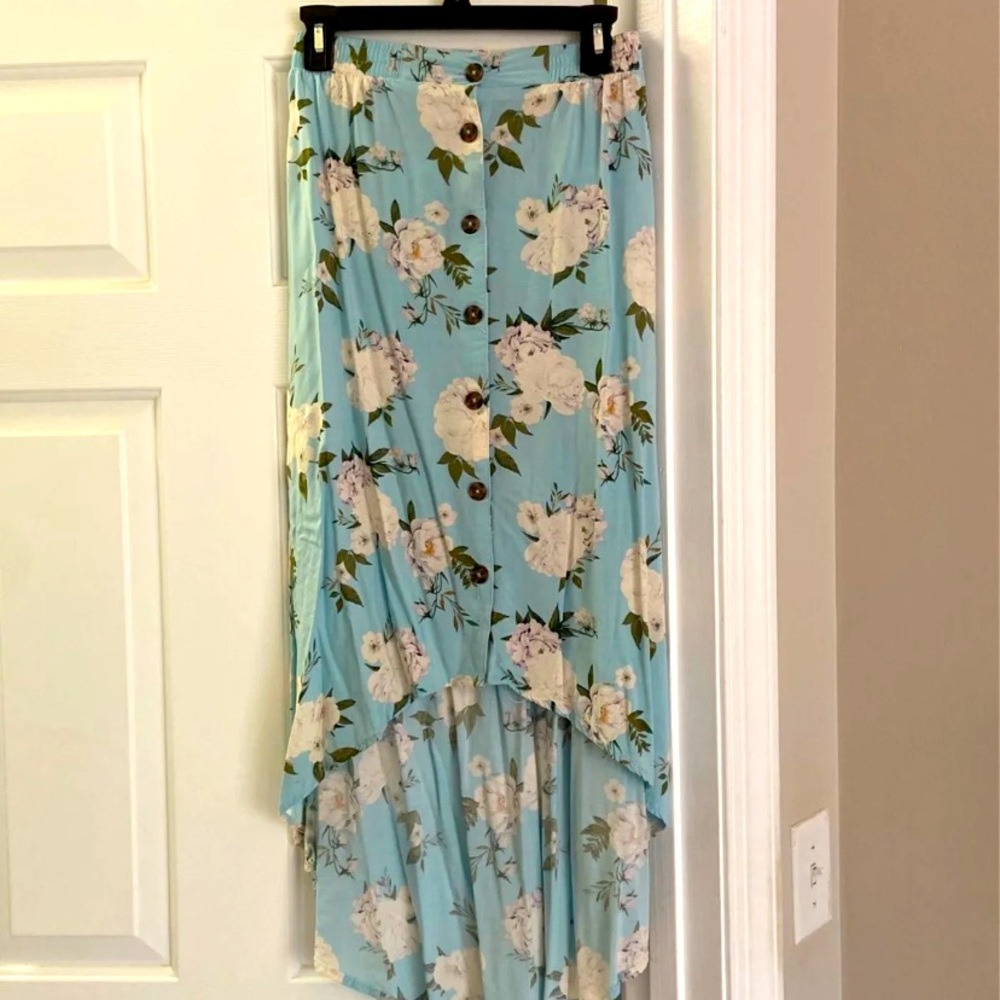 High-low skirt